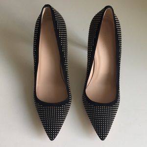 Club Monaco black stud pump